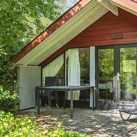 4 Person In Oksbol-by Traum *